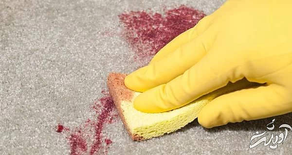 پاک کردن لکه انار از روی فرش لکه انار روی فرش